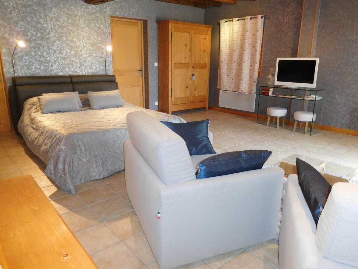 La Chambre D'Amis La Costignieres Montgueux Eksteriør bilde